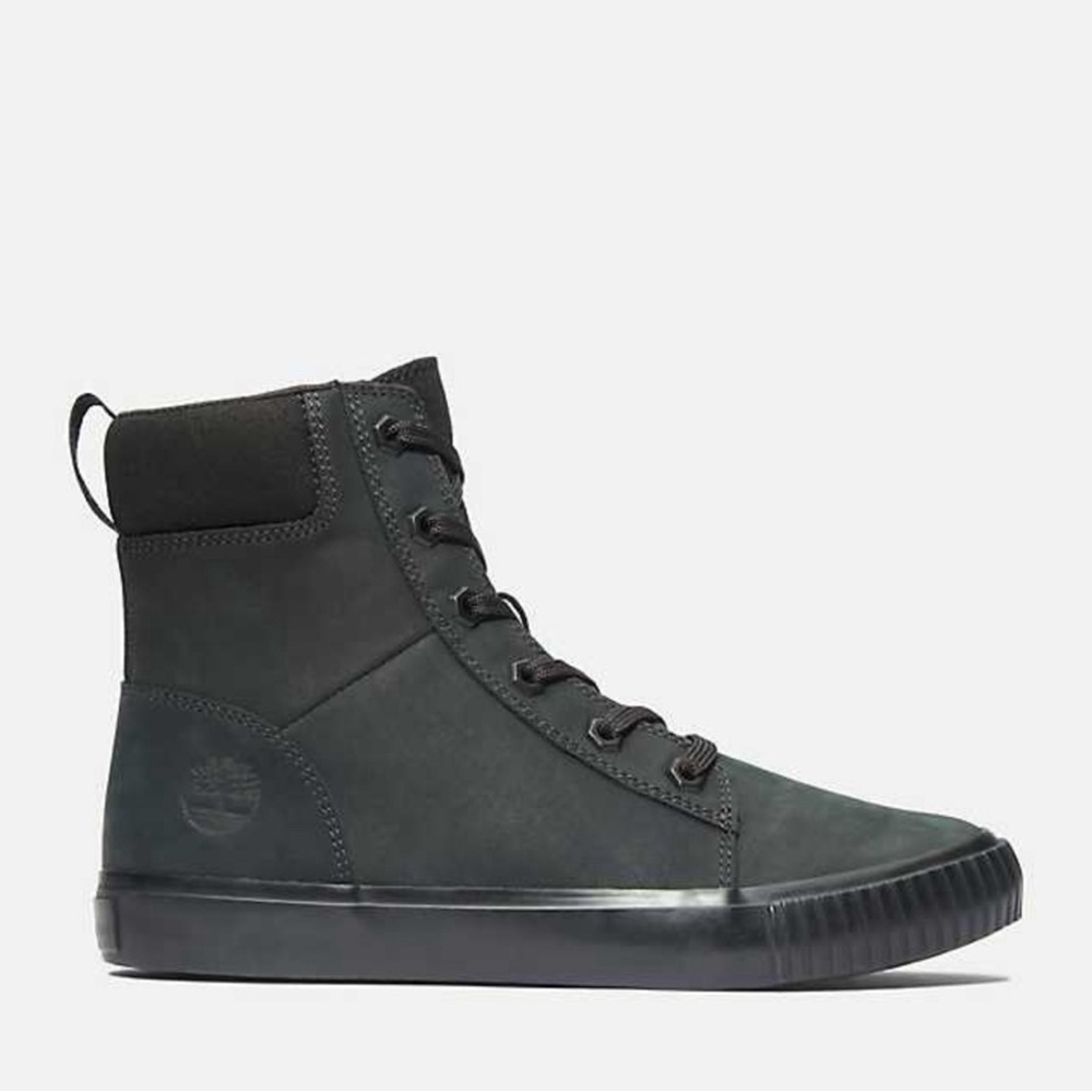 Timberland Skyla Bay 6 inch boots size 7.5